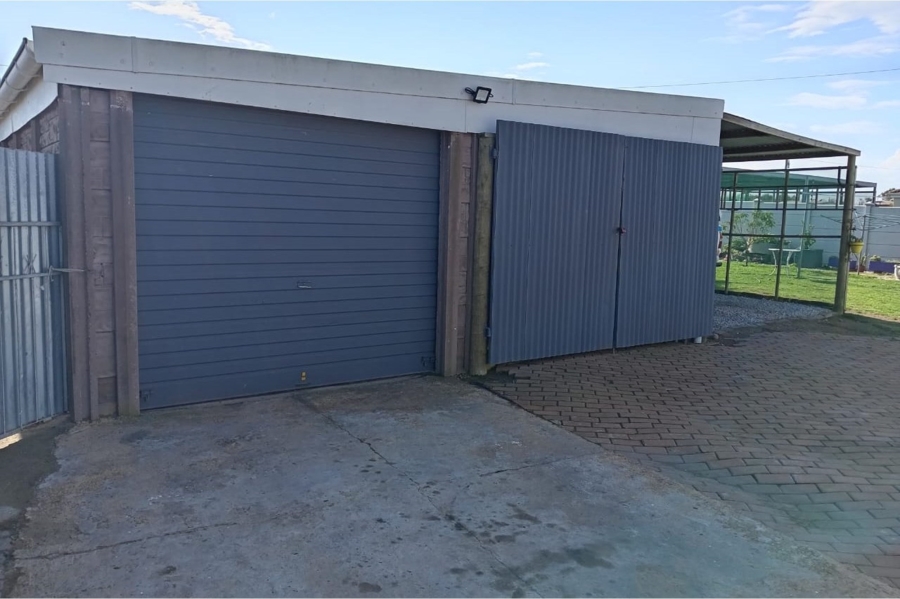 3 Bedroom Property for Sale in Wavecrest Eastern Cape